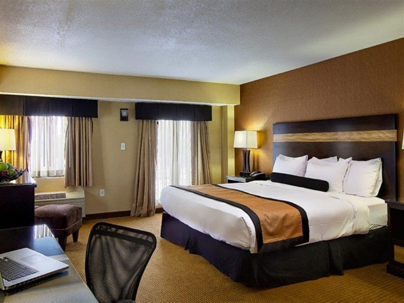 Best Western Plus Newark Airport West Extérieur photo